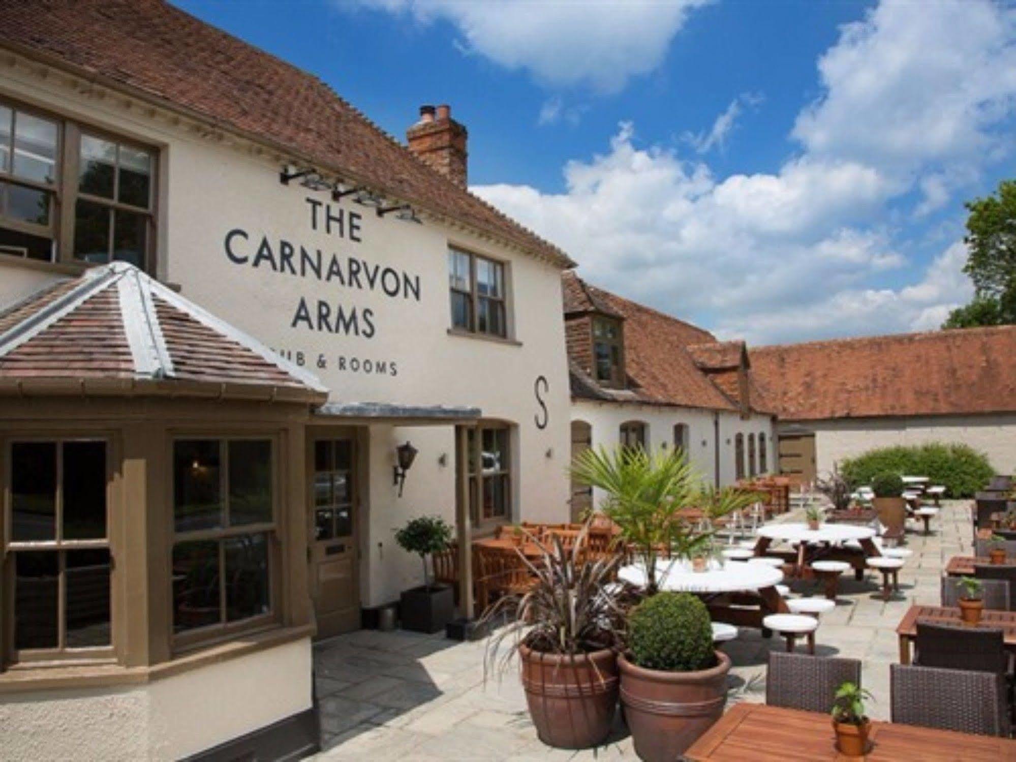 Готель The Carnarvon Arms Ньюбері Екстер'єр фото
